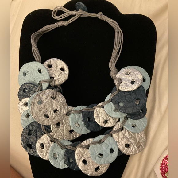 Necklace - Picture 4 of 4